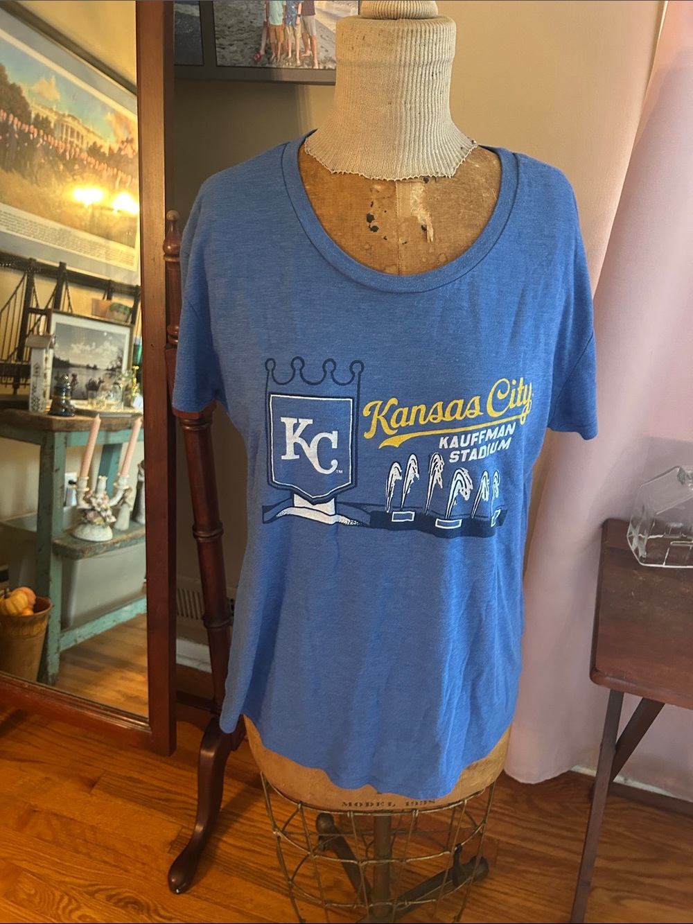 HOMAGE Blue Kansas City Kauffman Stadium Women’s Short Sleeve Tee | Size XL